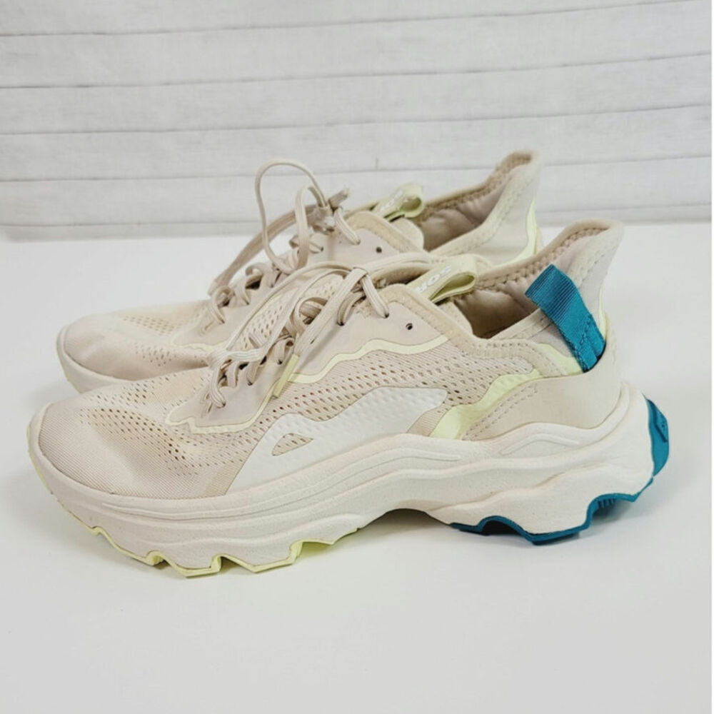 Sorel Kinetic Breakthru Day Lace Shoes in Bleached Ceramic, sz 9.5